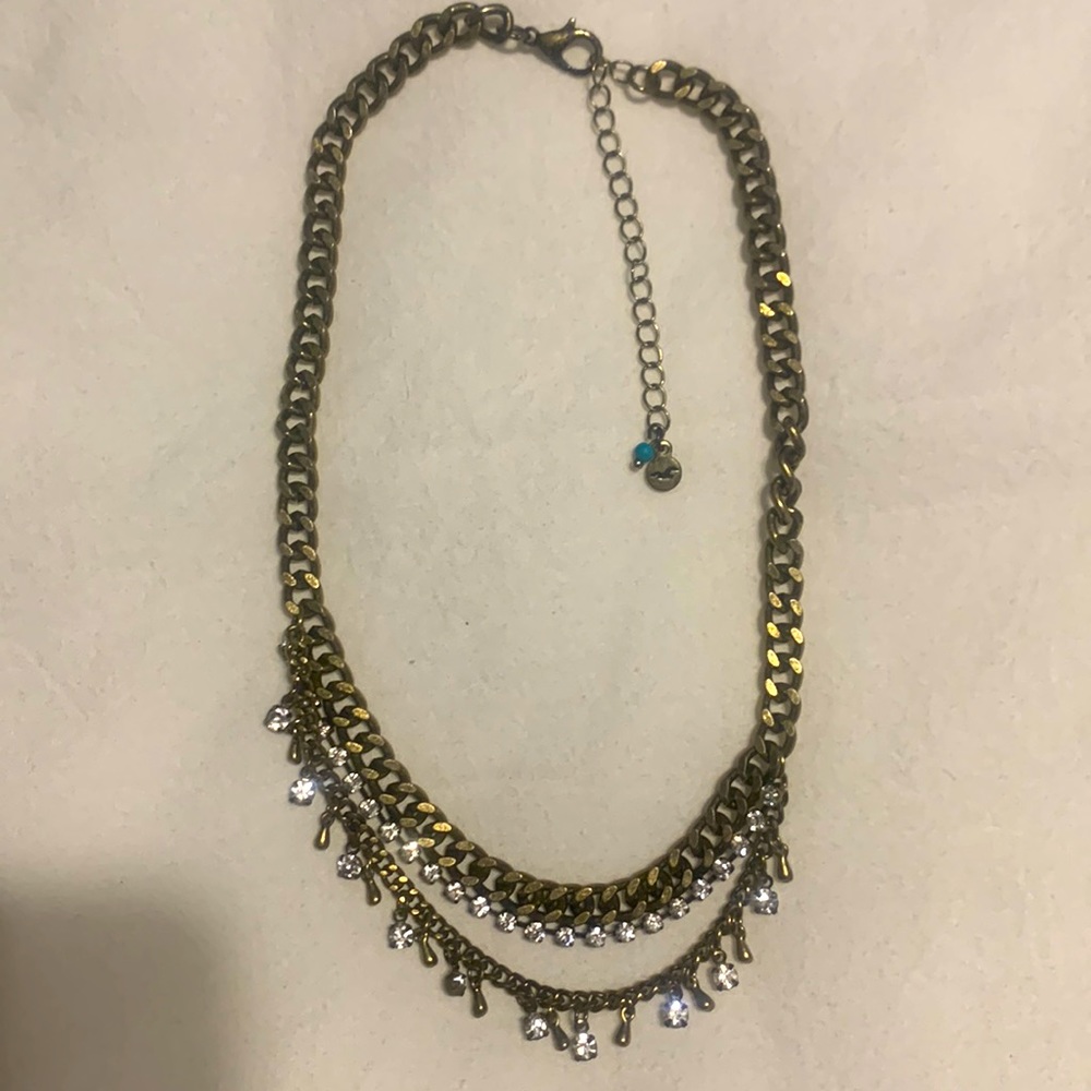 Hollister necklace